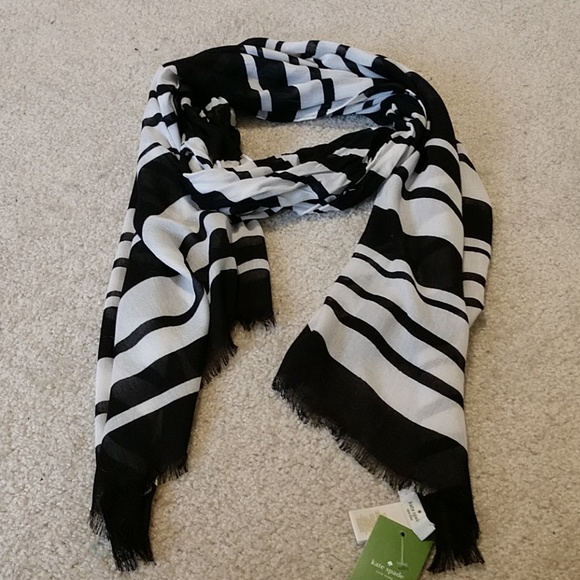 kate spade Accessories - NWT Kate Spade Scarf